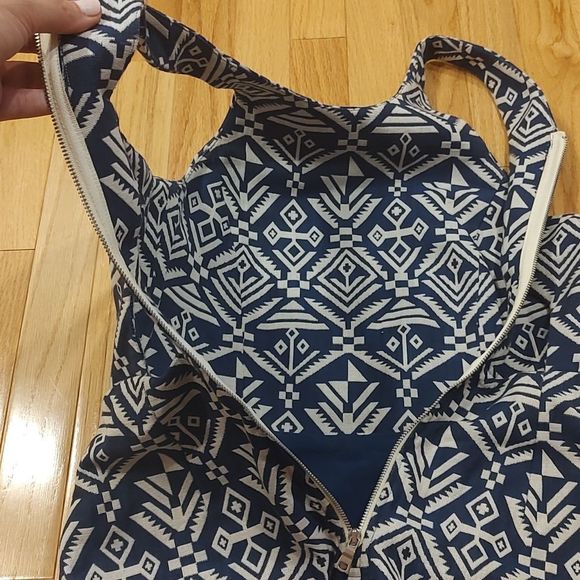 Dolce Vita Dress - Picture 13 of 14